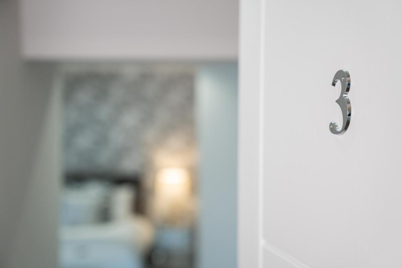 4 Private Bedroom House With 3 Parking Spaces Free เพิร์ท ภายนอก รูปภาพ